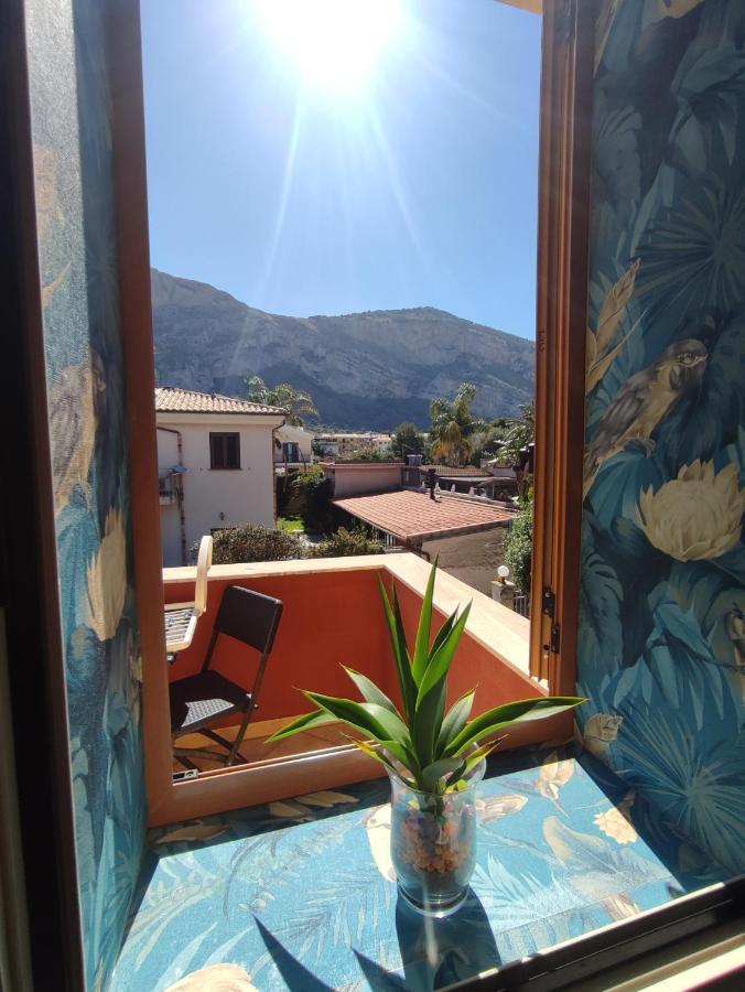 Casa Vacanze Isolotto Isola delle Femmine Eksteriør billede