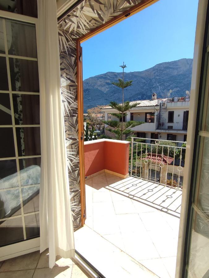 Casa Vacanze Isolotto Isola delle Femmine Eksteriør billede